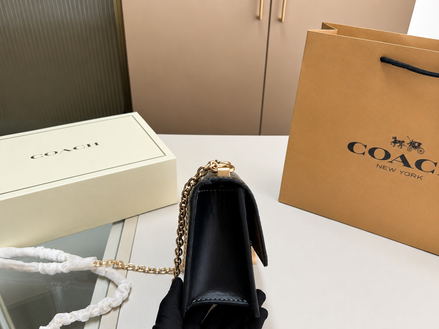 Coach Logo Plaque Chain Crossbody Bag Black Leather Gold Chain