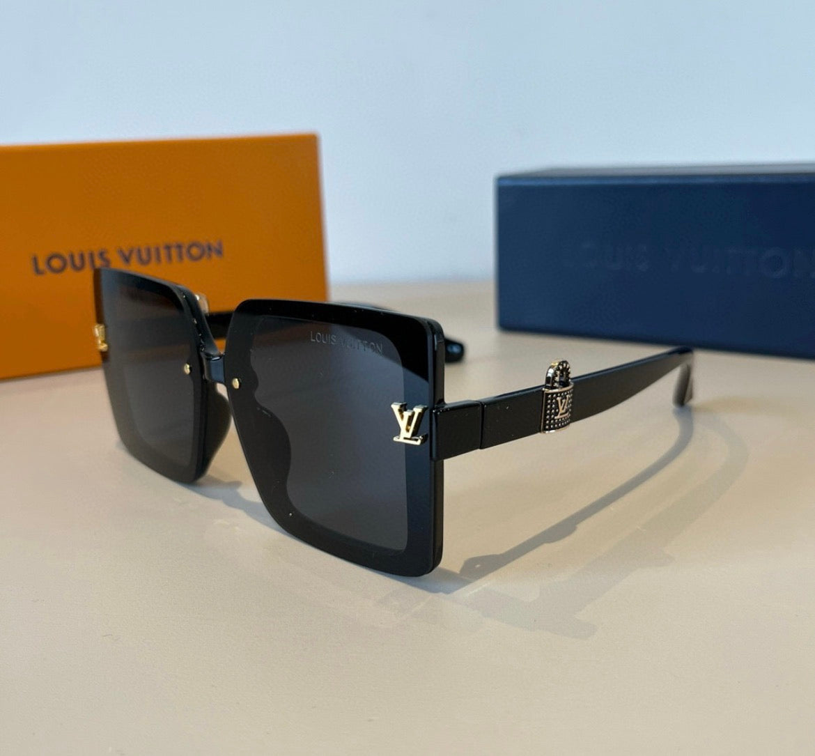 Louis Vuitton Escape Square Black Sunglasses