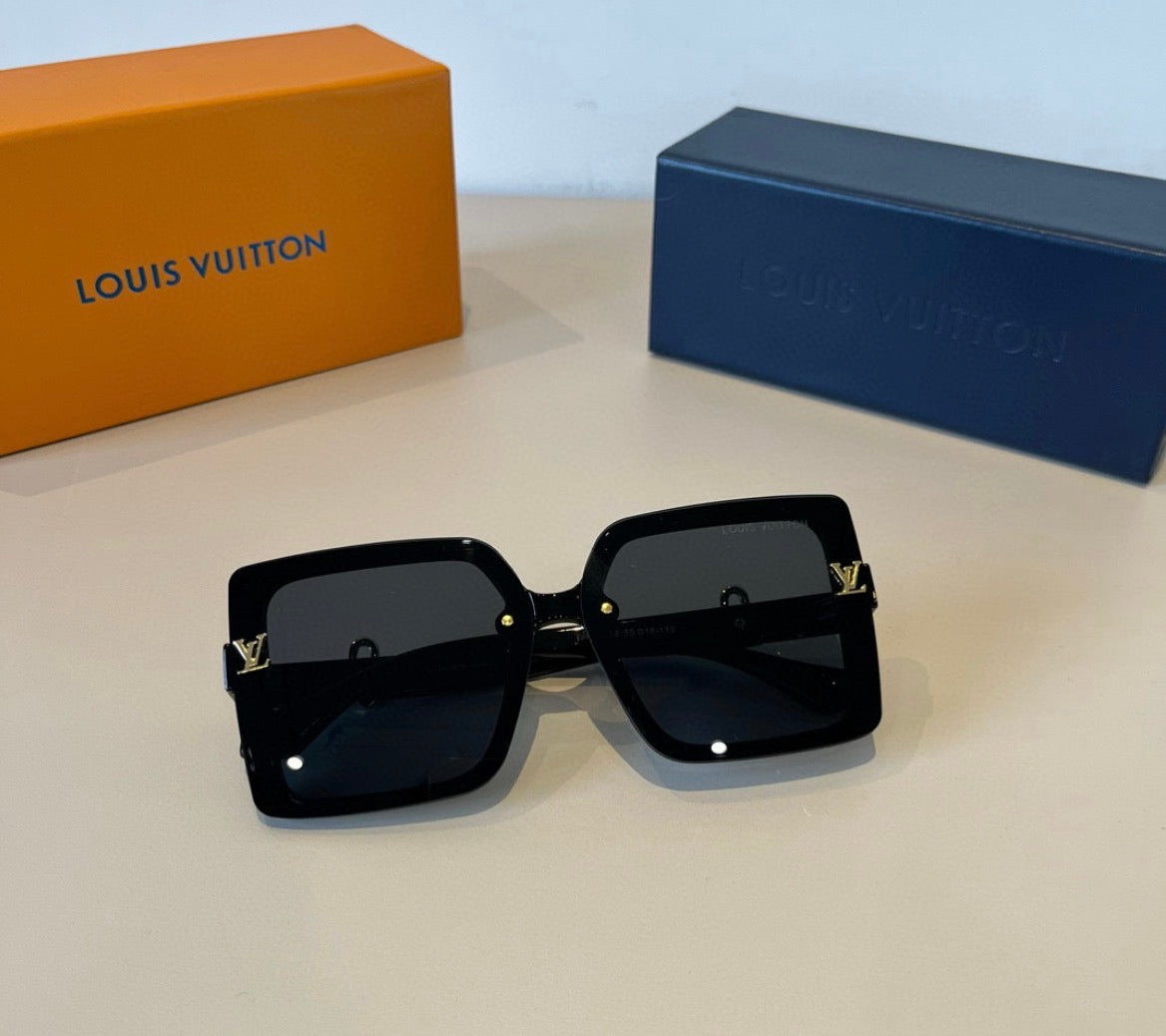 Louis Vuitton Escape Square Black Sunglasses