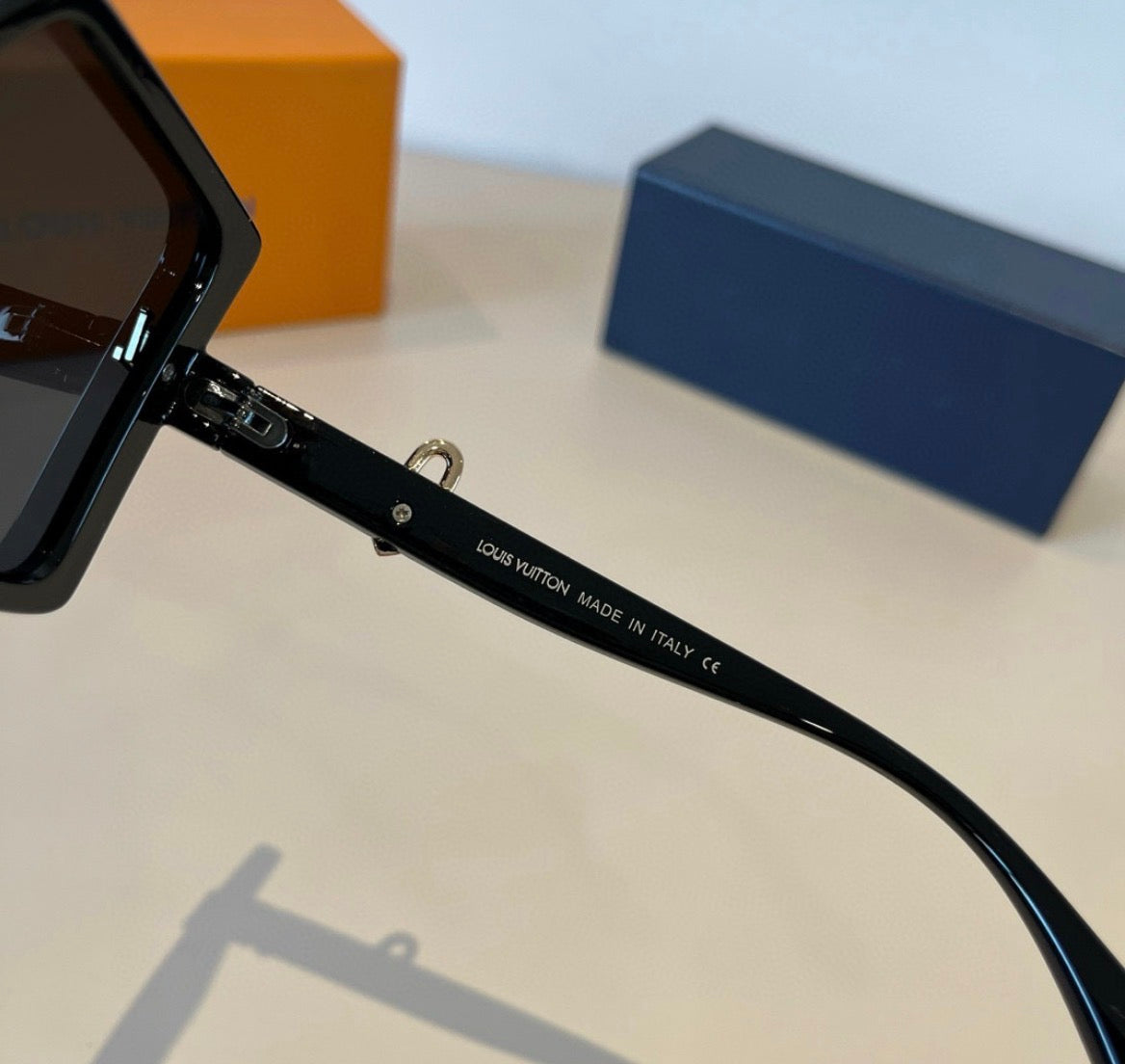 Louis Vuitton Escape Square Black Sunglasses