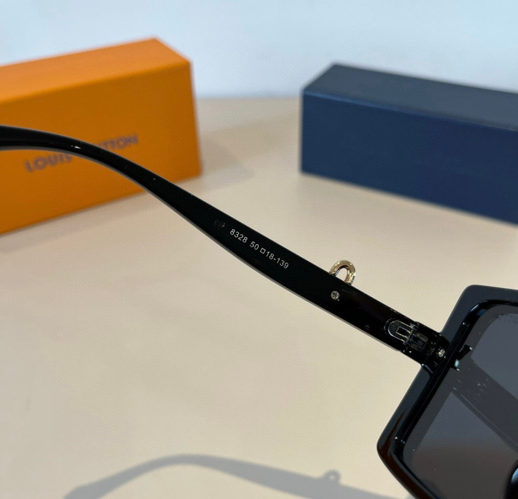 Louis Vuitton Escape Square Black Sunglasses